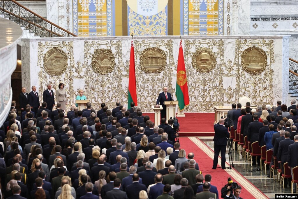 Перша офіційна інформація про інавгурацію з'явилася у Telegram-каналах державних ЗМІ, коли Лукашенко вже прийняв присягу