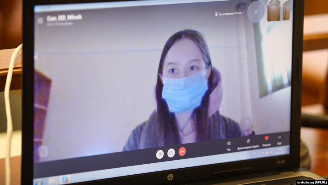 Liza Hancharova in a Minsk court on March 15