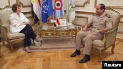 Egyptian Army chief General Abdel Fattah al-Sisi meets with EU foreign policy chief Catherine Ashton on July 29.