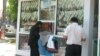 Газета киоскаларида ўтмай қолган кўнгилочар газеталар пенсионерларга ўтказиляпти