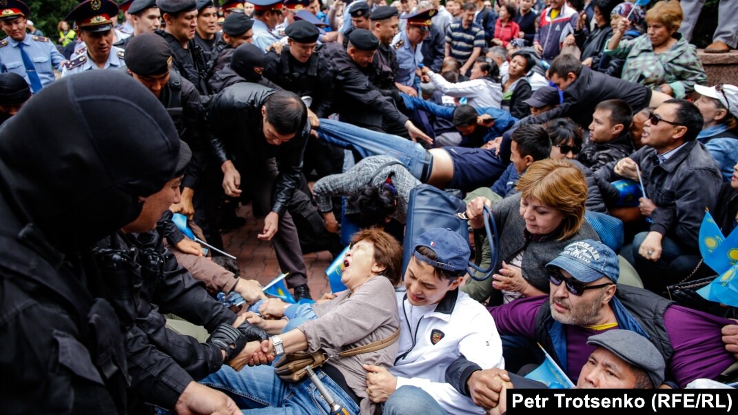 Мені Нарутомен жыныстық қатынасқа түсіру