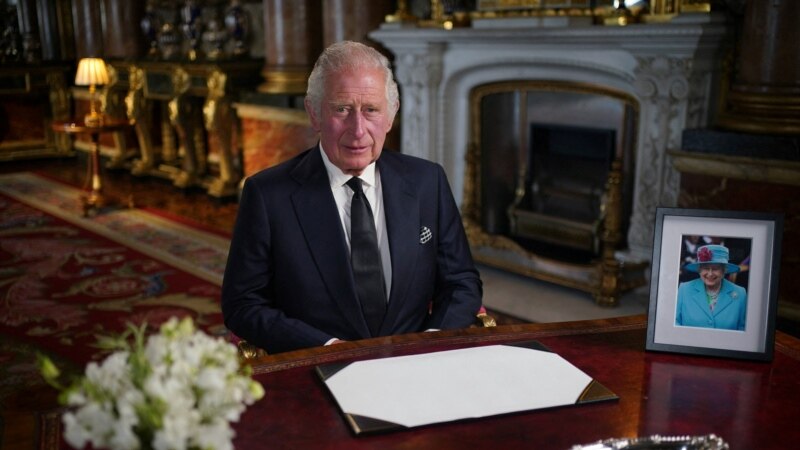 Британскиот крал Чарлс вети дека ќе му служи на народот со лојалност, почит и љубов