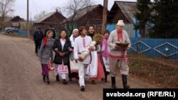 Сьвята «Багач» у беларускай вёсцы Прыбайкальля, праведзенае нацыянальна-культурным цэнтрам «Крывічы» (Іркуцк), 2016 год.