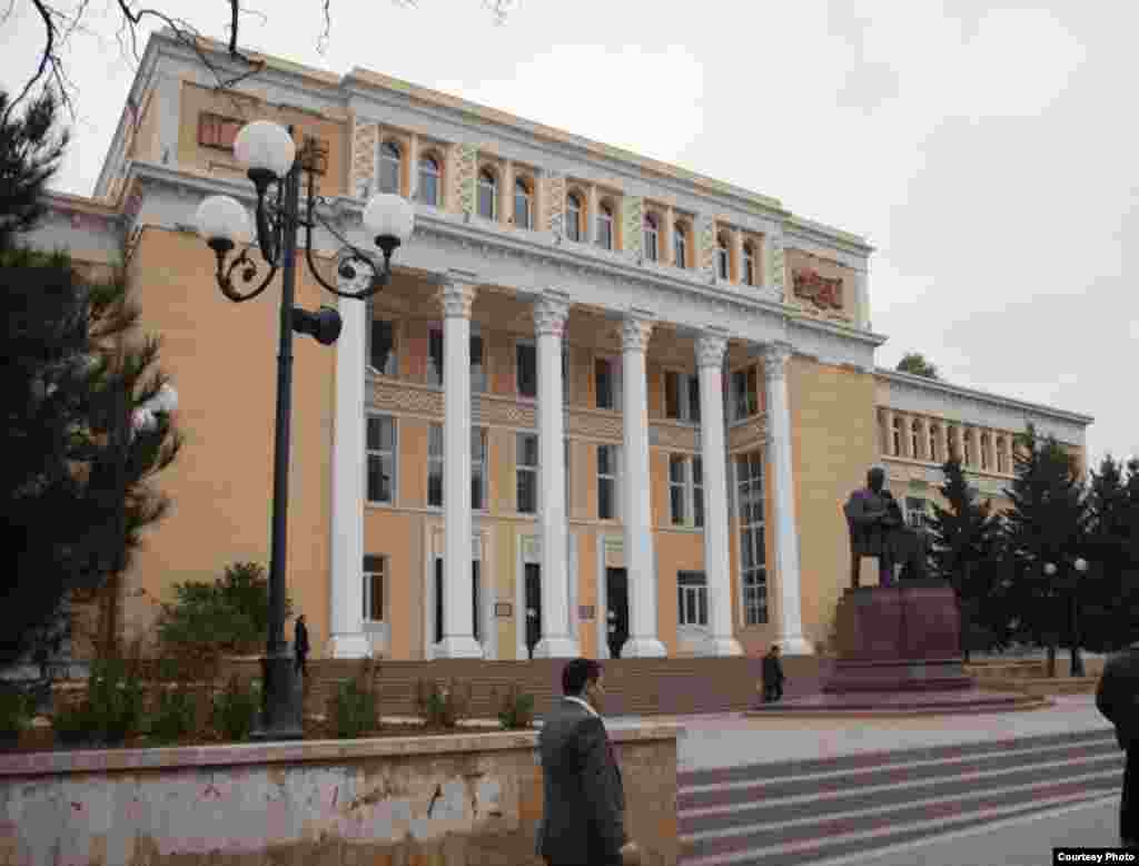 Azerbaijan -- Old and new Baku, NOT TO USE, JUST FOR INFOGRAPHIC, 