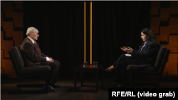 Директор Інституту соціології НАН України Євген Головаха і ведуча «Свободи Live» Власта Лазур