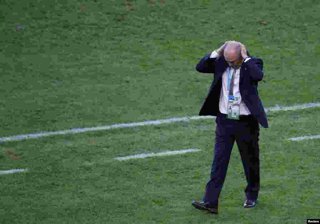 آلخاندرو سابه&zwnj;یا، مربی آرژانتین