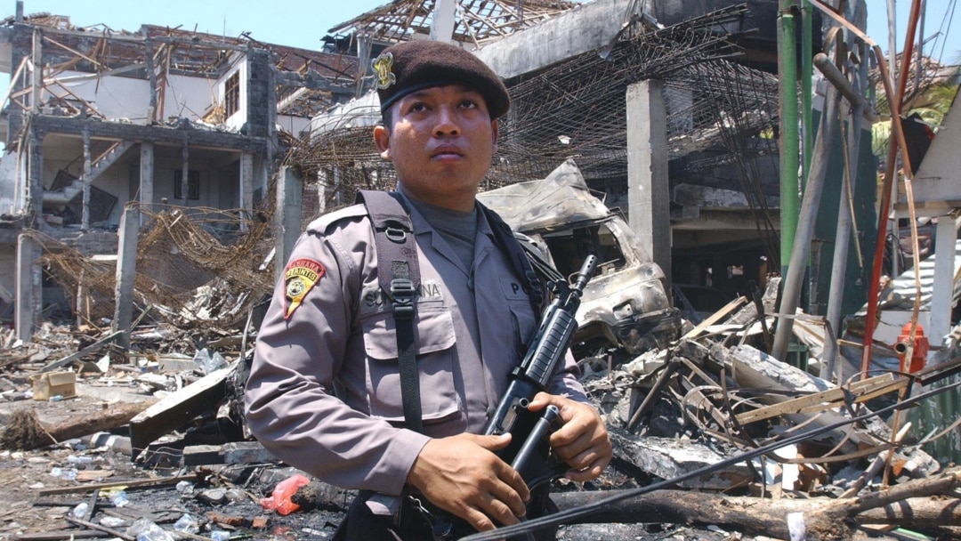 Помппен азапталған порно watch online