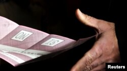 Glasanje na referendumu u Italiji