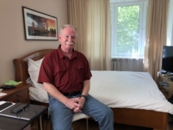 Joey Reed, Trevor Reed’s father, in his rented apartment in north Moscow.