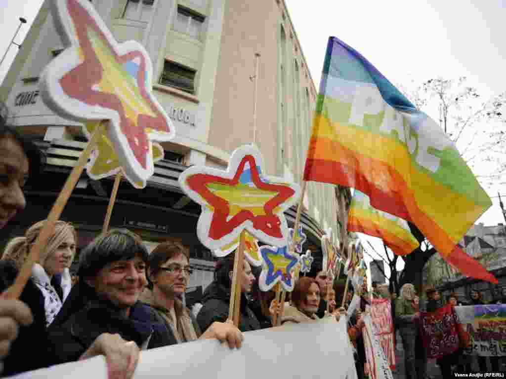 Performans Žena u crnom i Helsinškog odbora "Antifašizam-moj izbor", Beograd, 9. novembar 2010