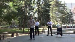 „Lipsiți de libertate, nu și de demnitate”