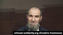 Ленур Халилов