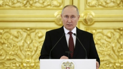Руският президент Владимир Путин съобщи в петък че ще се