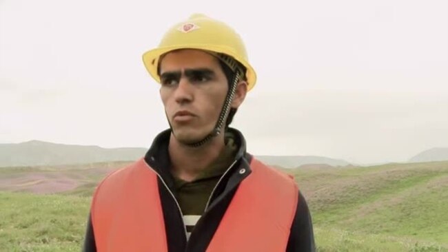 Даҳҳо ҳазор сангпуштро аз Кушониён ба куҷо бурданд?