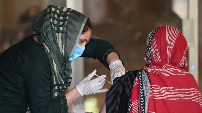 پاکستان کې کور په کور د کووېډ-۱۹ واکسیني بهیر پیل شوی