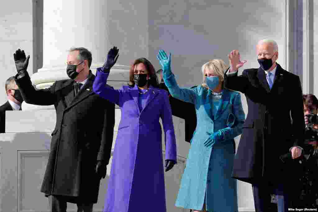 جو بایدن رئیس جمهور منتخب امریکا، کمالا هاریس معاونش با همسران شان به واشنگتن آمده اند تا مراسم تحلیف را بجا آورند.