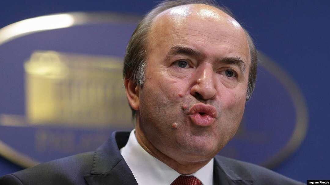 Tudorel Toader, într-o ipostază din 2018, pe când era ministru al Justiției în Guvernul Dăncilă