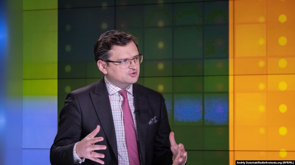 Перекидання кораблів з Каспійського моря в Азов – це і суттєва безпекова загроза, і в принципі крок до взяття цього морського простору під контроль, зазначив Кулеба