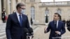 Francuska, predsednik Srbije Aleksandar Vučić i francuski predsednik Emanuel Makron tokom konferencije za medije ispred Jelisejske palate u Parizu, uoči sastanka dva lidera 1. februara 2021. godine