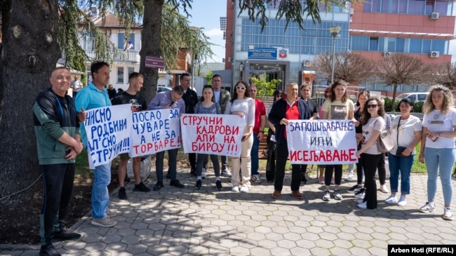 Protesta e qytetarëve të pakënaqur në Graçanicë, më 22 prill.