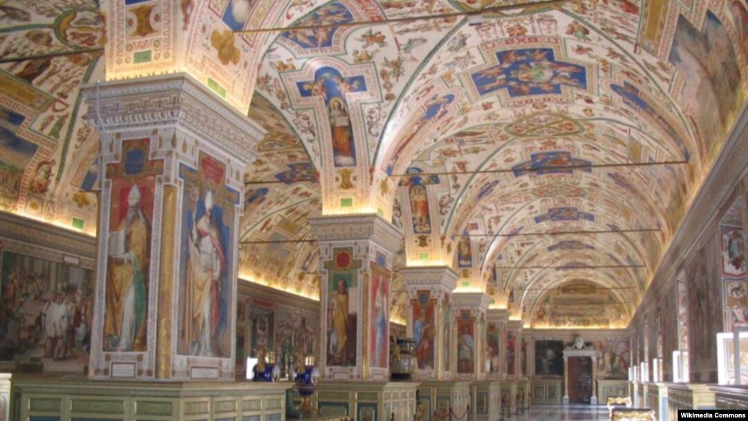 CITÉ DU VATICAN Azerbaijan Receives Ancient Manuscripts From Vatican