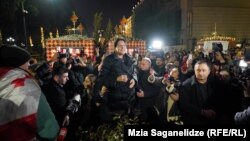 პრეზიდენტი სალომე ზურაბიშვილი ქალთა მარშზე. 25 დეკემბერი, 2024 წელი