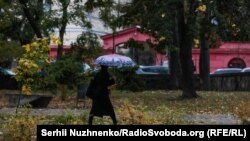 Кліматологи: середньомісячна температура листопада у Києві становила 0,3 градуса