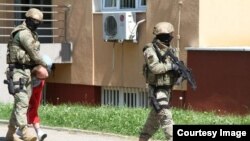 Sprovođenje uhapšenih u akciji "Ruben" iz Specijalnog tužilaštva u Banjoj Luci