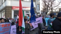 Берлинде тажик оппозициясынын тарапташтарынын митинги. 2018-жыл.