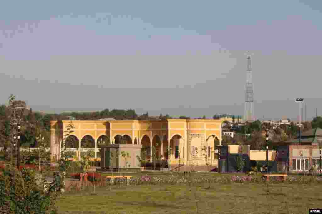 Бузургтарин тафреҳгоҳи атфол #110