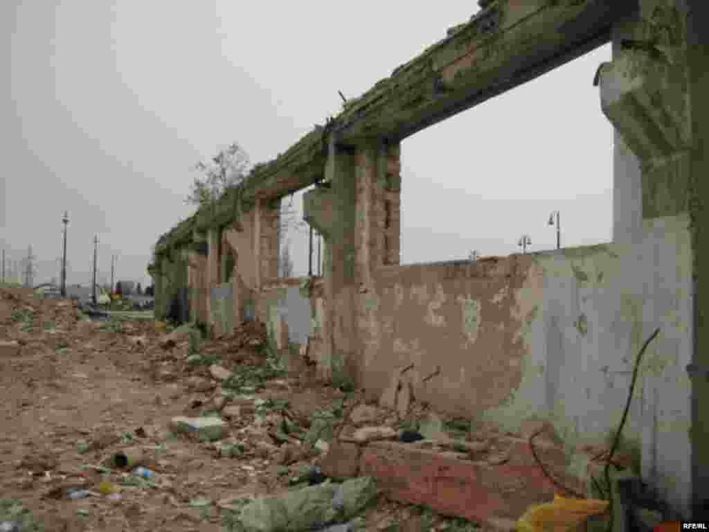 Lələsi köçən Azərbaycan sənayesi #15