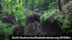 Позиції українських військових поблизу Новолуганського, червень 2021 року