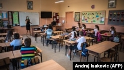 Prvi dan u školi u Beogradu, 1. septembar 2020. Ilustrativna fotografija