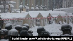 Поліція увійшла до наметового містечка під Верховною Радою, Київ, 3 березня 2018 року