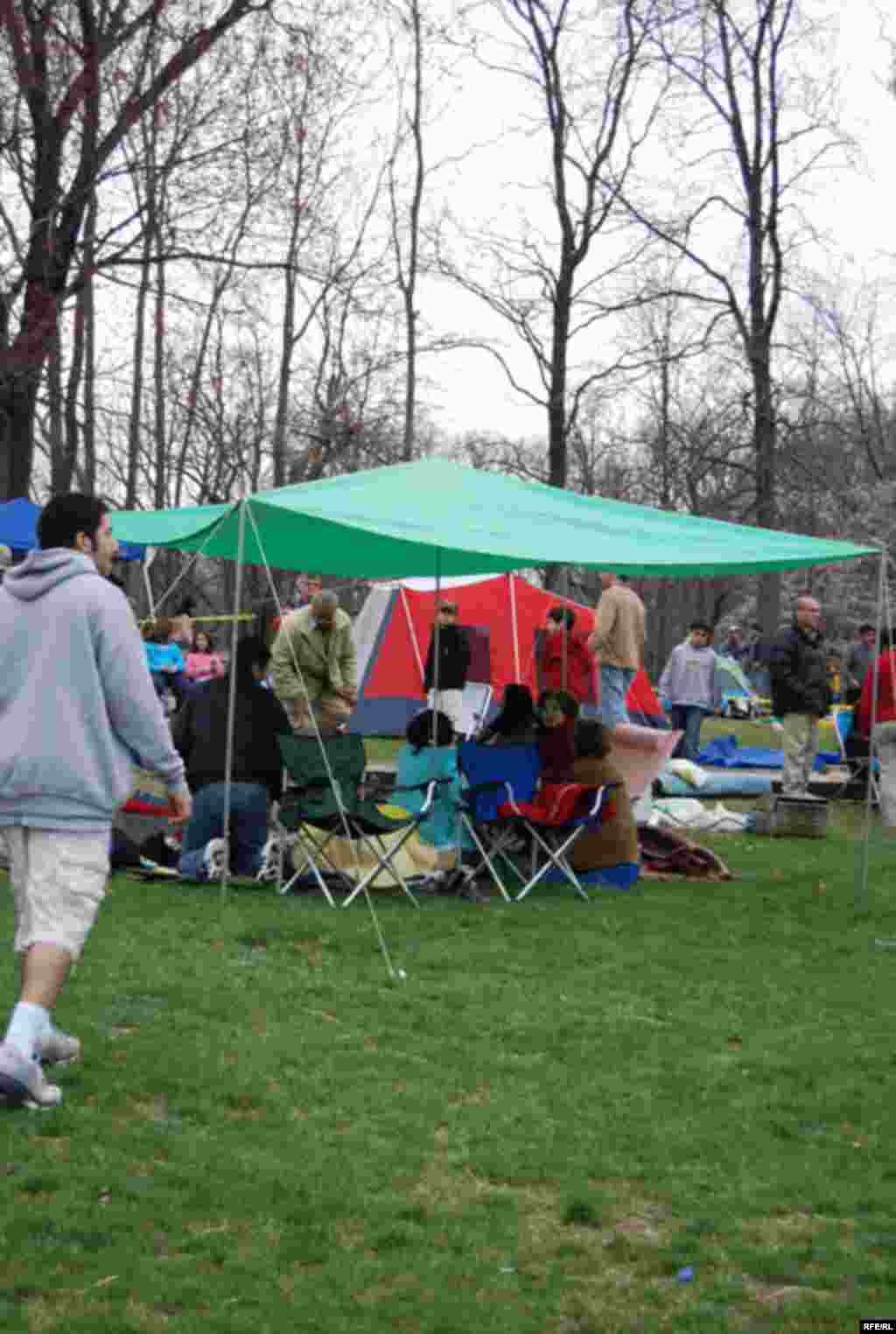 U.S. -- 13 Bedar in Black Hill, is the Persian Festival of springs. It is a full day of mass Outdoors Picnic, which occurs on the 13th day of Norouz, 01Apr2007