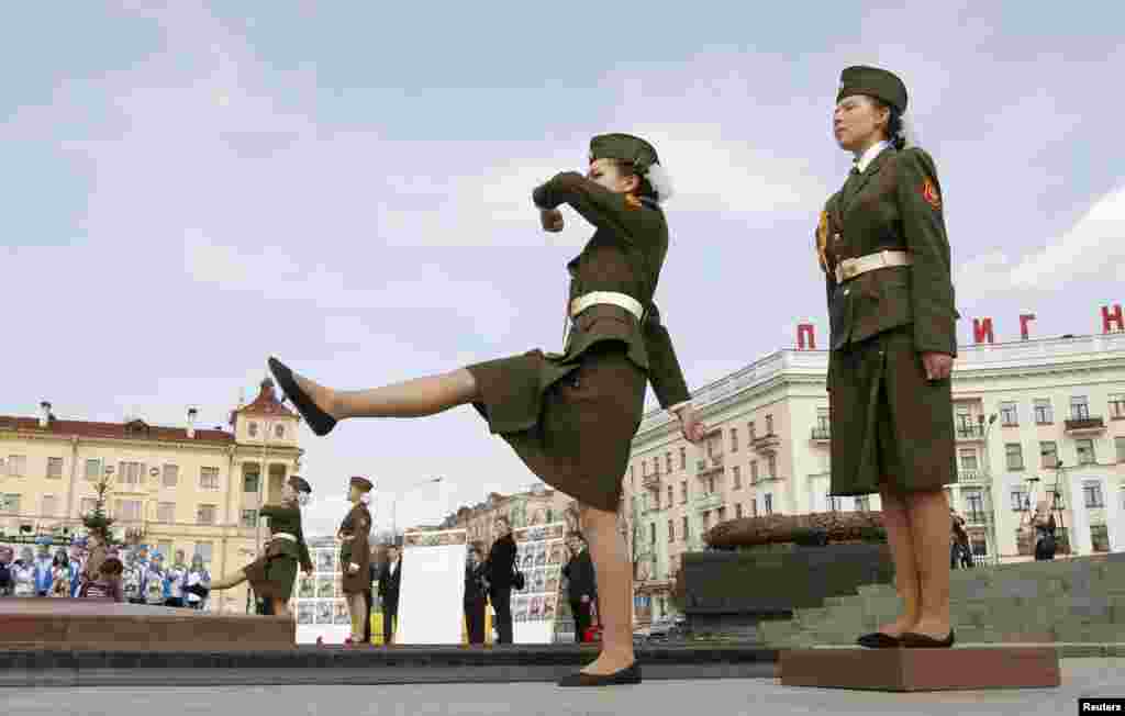 Belarusian schoolchildren take part in preparations for the upcoming Victory Day celebrations on May 9, which commemorate the end of World War II. (Reuters/Vasily Fedosenko)