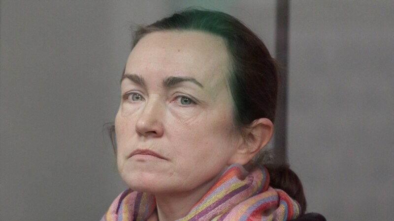 Rusia prelungește detenția preventivă a jurnalistei RFE/RL Alsu Kurmasheva până la 5 aprilie