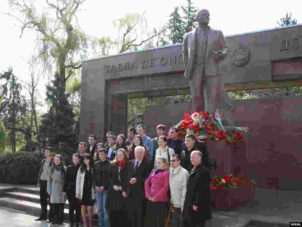 La aniversarea revoluționarului care-și spunea ”cel de pe Lena”