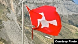 بیرق سوئیس