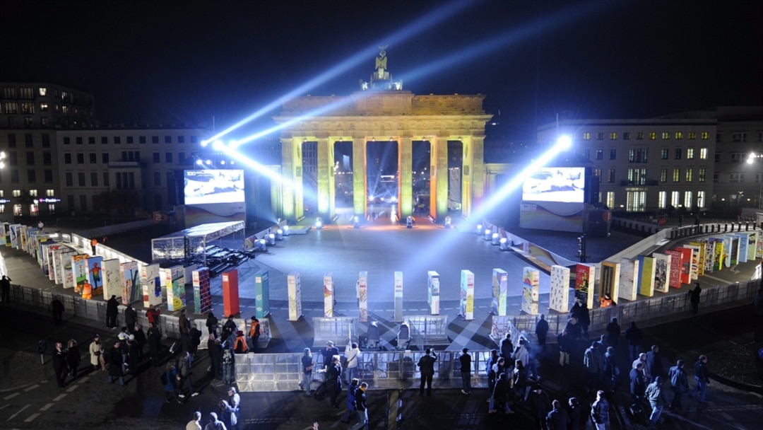 Գերմանիայում նշվում է Բեռլինյան պատի փլուզման 20-րդ տարելիցը