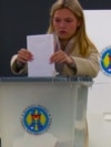 Moldovans Decide On EU Future In Presidential Election, Referendum Moldovans Decide On EU Future In Presidential Election, Referendum