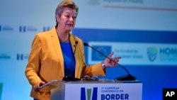 Comisara pentru Afaceri Interne a Uniunii Europene, Ylva Johansson, a cerut statelor membre să fie mai atente la rușii de pe teritoriile lor.