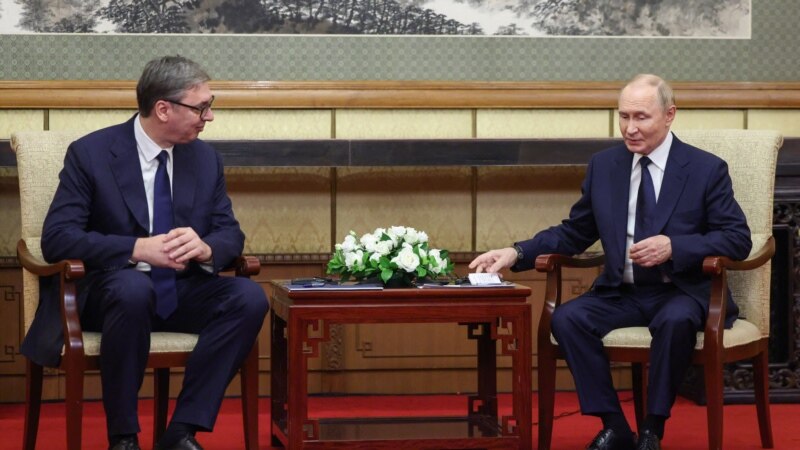 ვუჩიჩი პუტინს: მომავალშიც შევინარჩუნებთ ნეიტრალიტეტს.
პუტინი: პატივისცემით ვუდგებით სერბეთის დამოუკიდებელ შიდაპოლიტიკურ კურსს