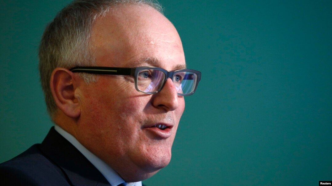 Dutch Foreign Minister Frans Timmermans said that "if Russia does not change its stance, then we can't do anything but sharpen ours." (file photo)