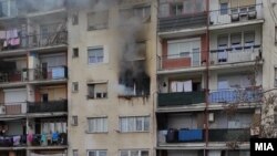 Фотографија од пожарот во Гостивар во кој загина 7-годишно дете