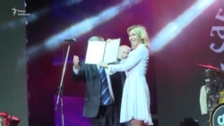 Речниці МЗС Росії Захаровій надали звання почесної громадянки сербського міста – відео