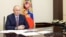 Очільник Росії Путін бере участь у відеоконференції із членами уряду. Ново-Огарьово під Москвою. 18 березня 2026 року