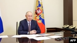 Документ передбачає, що армія може бути використана за межами Росії за рішенням президента РФ