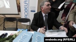 Журналіст і пісьменьнік Аляксандар Тамковіч 