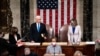 Potpredsjednik Mike Pence i predsjednica doma Nancy Pelosi predsjedavaju Zajedničkom sjednicom Kongresa